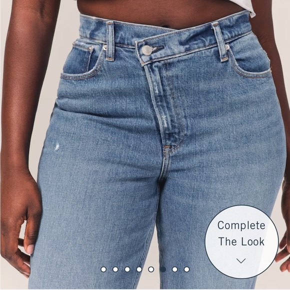 Abercrombie & Fitch Denim - Curve Love Ultra High Rise 90s Straight Jeans with Criss-Cross Waist